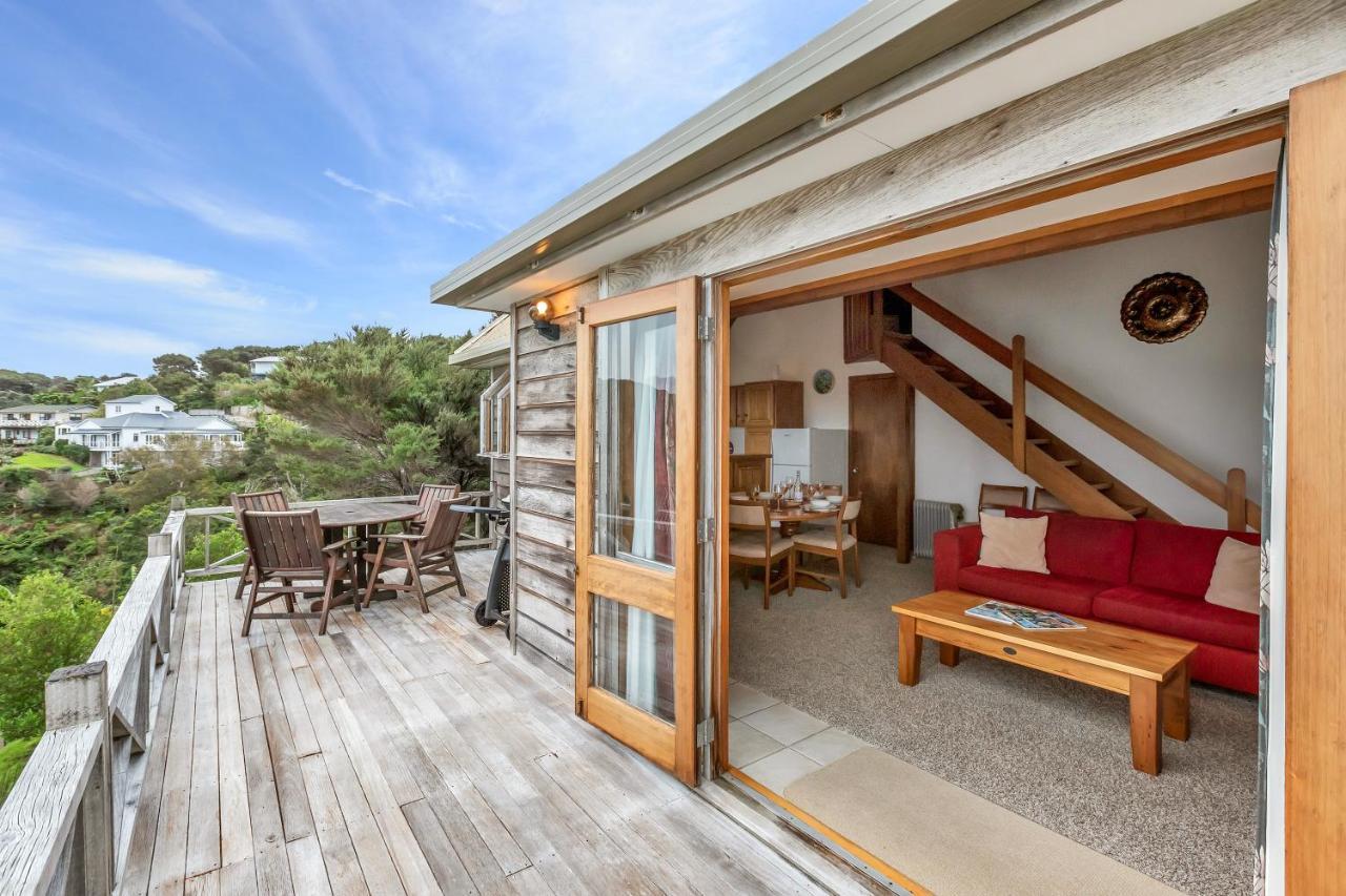 Te Maiki Retreat - Russell Holiday Home Exterior photo